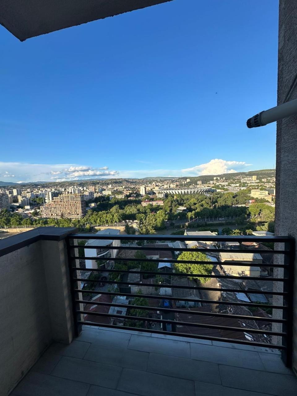 Apartment In The Center Tbilisi ภายนอก รูปภาพ